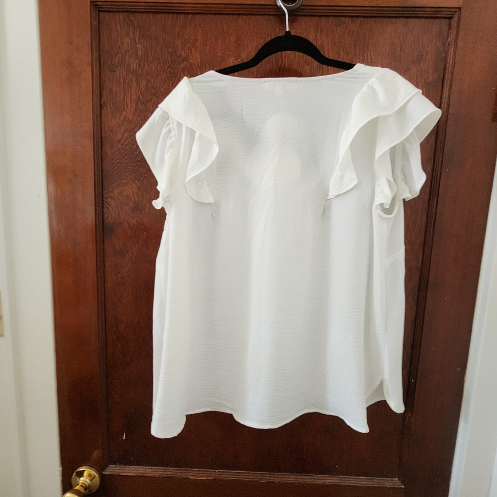 White Ruffled V-Neck Top - Picture 3 of 4